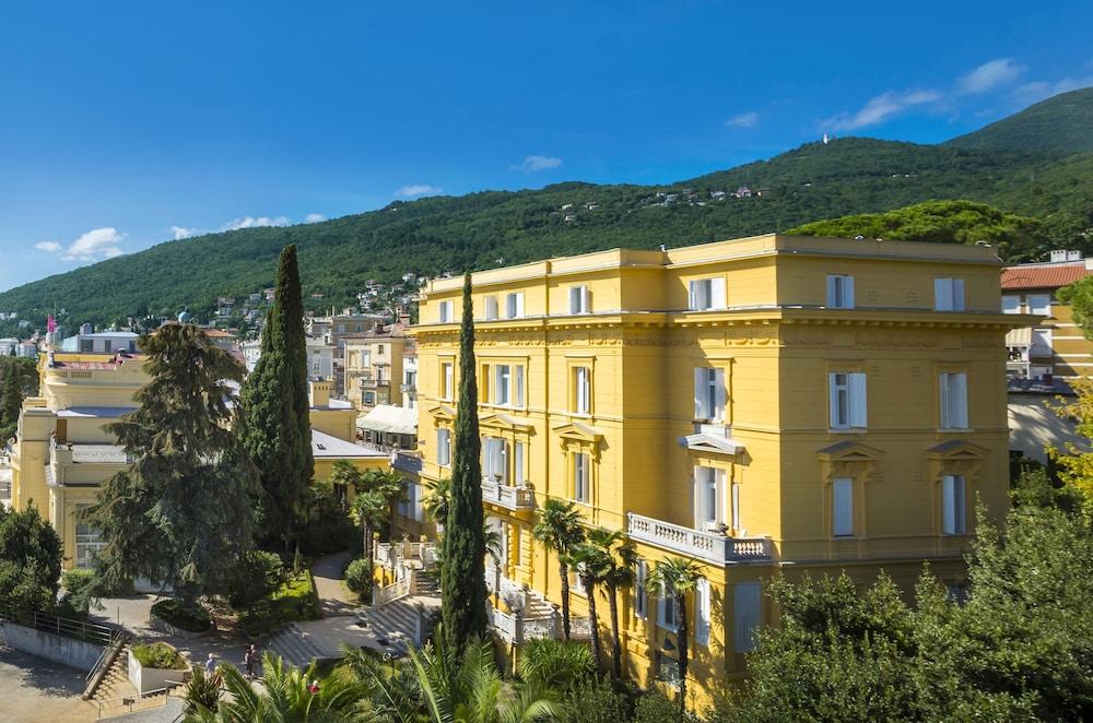 Villa Amalia - Liburnia (Adults Only) Opatija Eksteriør bilde