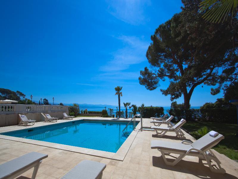 Villa Amalia - Liburnia (Adults Only) Opatija Eksteriør bilde