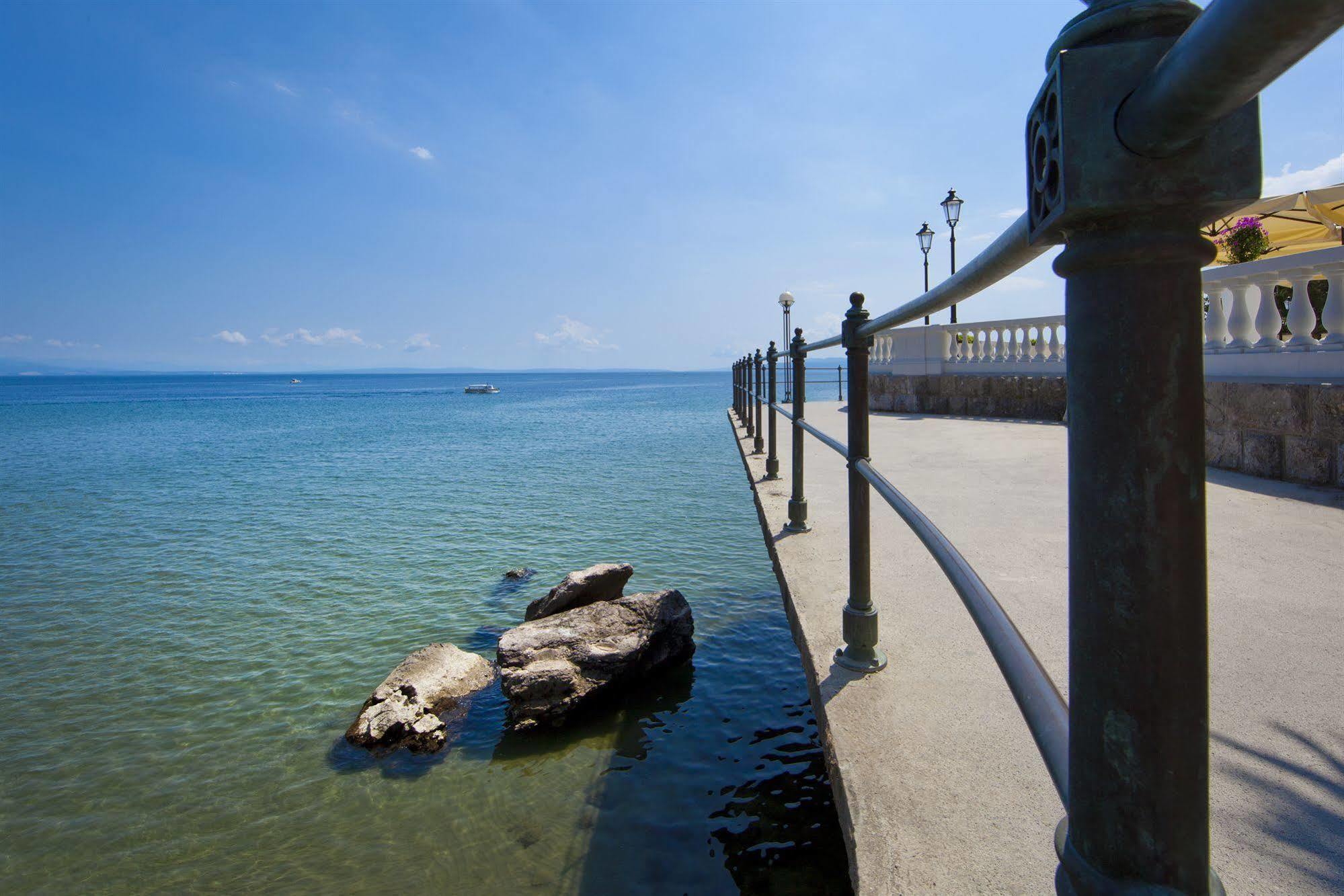 Villa Amalia - Liburnia (Adults Only) Opatija Eksteriør bilde